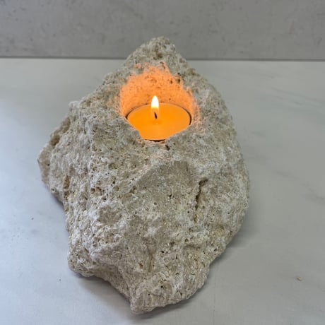 琉球石灰岩のキャンドルホルダー