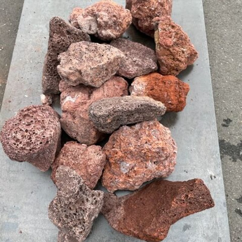 巨大な岩 天然 17kg 溶岩石 巨大な岩 天然 17kg 溶岩石