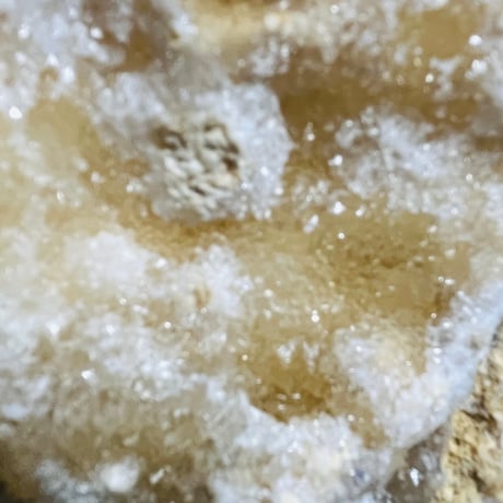 カルサイト結晶原石　特別なstone琉球石灰岩