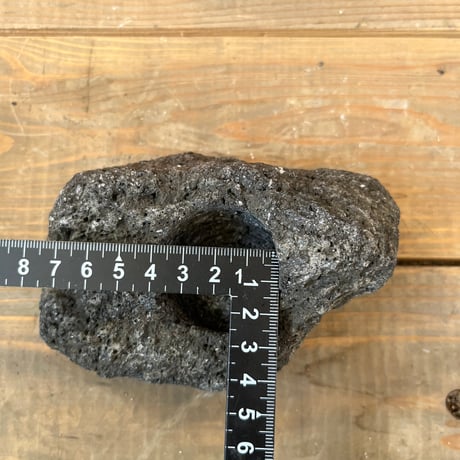 阿蘇熔岩石のキャンドルホルダーk-2