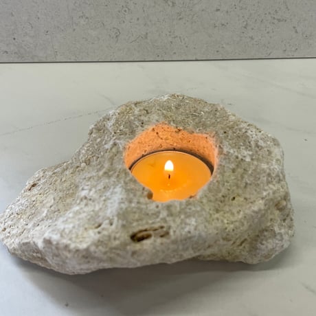 琉球石灰岩のキャンドルホルダー