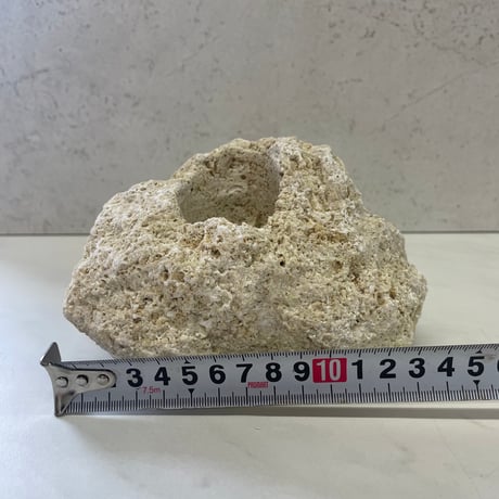 琉球石灰岩のキャンドルホルダー