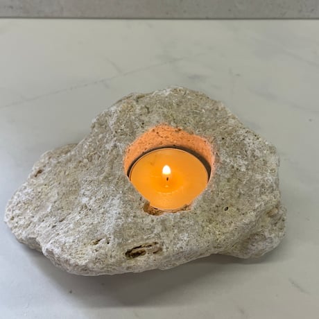 琉球石灰岩のキャンドルホルダー