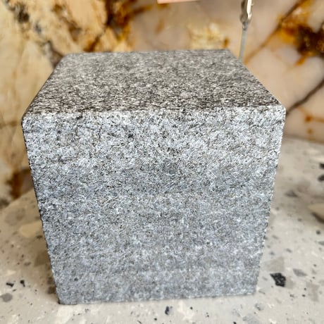 cube stone ましかくな石　インテリア