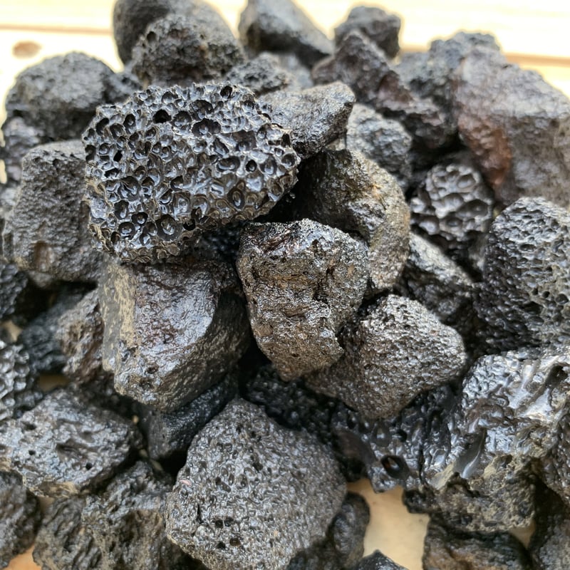 手渡し】阿蘇山溶岩石 小12キロ | crest.opj