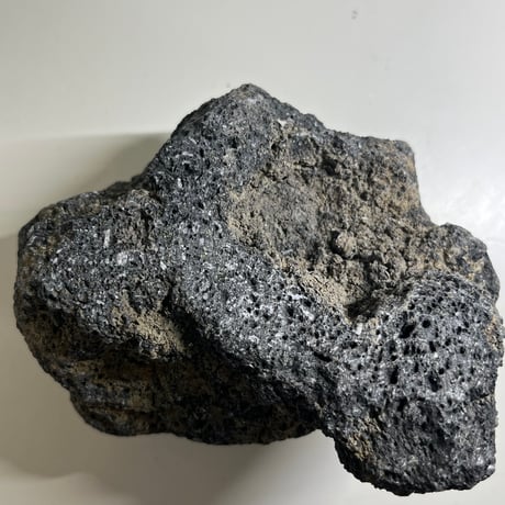 阿蘇熔岩石のキャンドルホルダー
