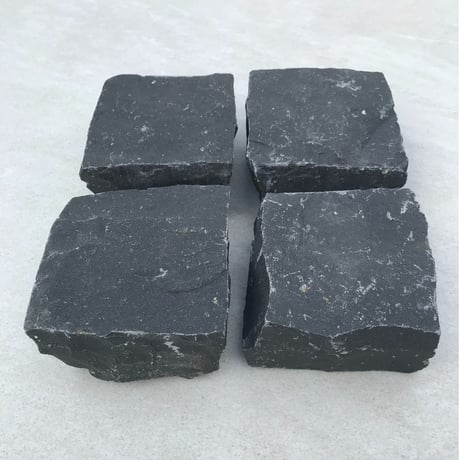 【配送】ピンコロ半丁　バサルト（黒）　20個セット　アウトレット品
