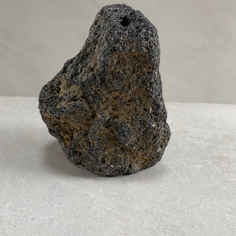 グレー大理石製花瓶 ca3da18b9126113220485945cc632c