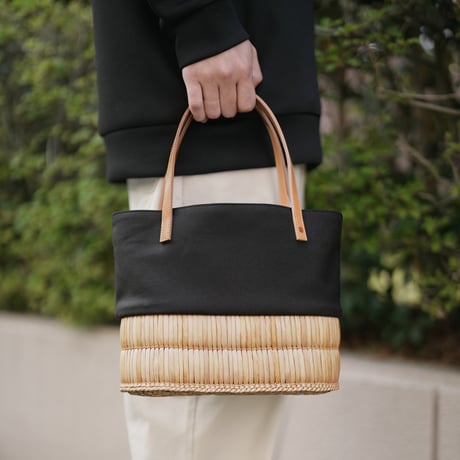 ELNEST CREATIVE ACTIVITY × GREENable HIRUZEN GAMA TOTE