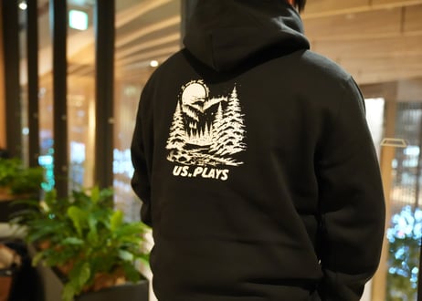 ⛄️The snow is falling steadily hoodie (Black)❄️