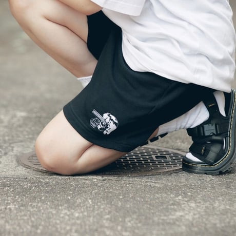 酒ずっきゅん ハーフパンツ（BLACK）