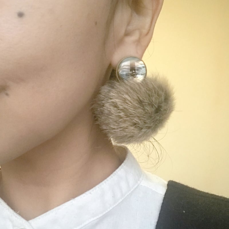 大ぶりファーピアス/イヤリング♡2wayピアス/イヤリング♡ラテカラーで