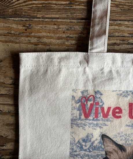 ニャンコのオスカルトートバッグ❤️Vive la vie!
