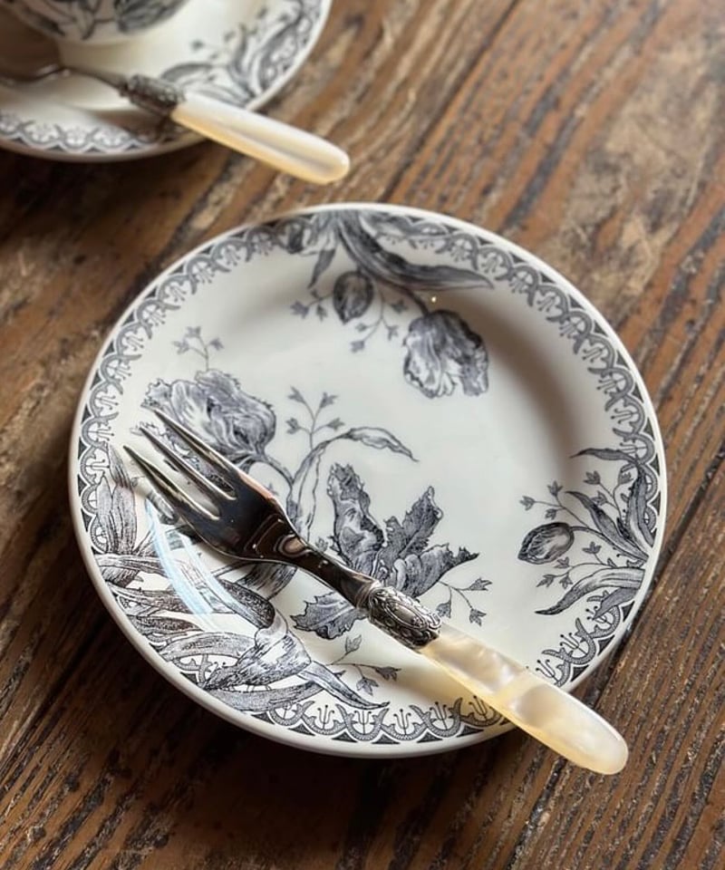 ジアンチューリップノワール・カナッペプレート | M'amour マムール