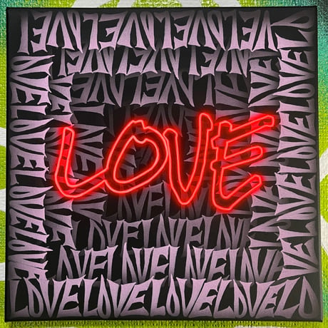 LOVE 33㎝×33㎝