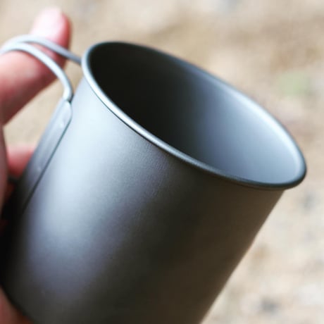 シングルチタンマグカップ 450ml No.300 メッシュカバー付き 直火対応可能