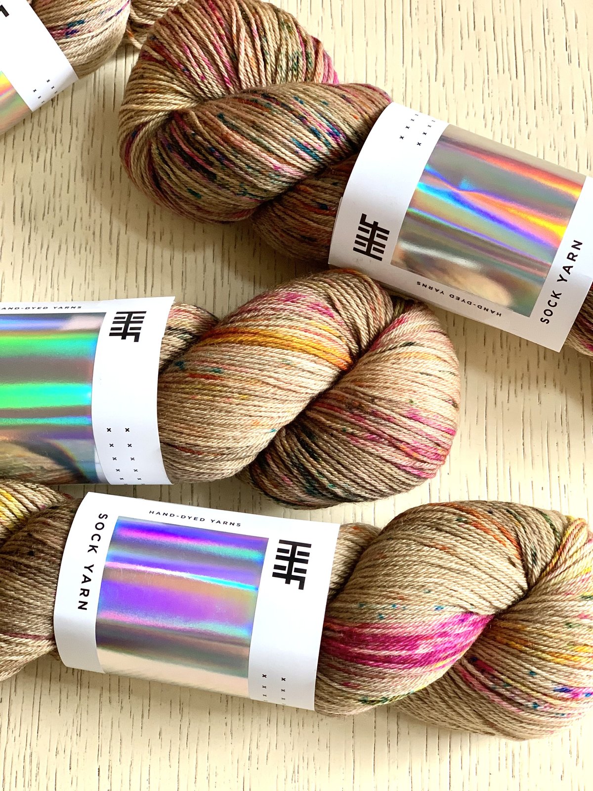 hedgehogfibres ソックヤーン Artifact | Cozy Cat&Cake
