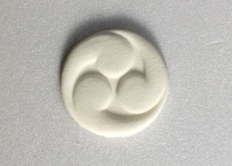 御神幕 巴紋 ツルカメ印 1枚 左三巴　60号 180センチ 日本刀売買専門店 銀座長州屋 刀装具販売品 鍔｜三つ巴透図鐔 銘 加州