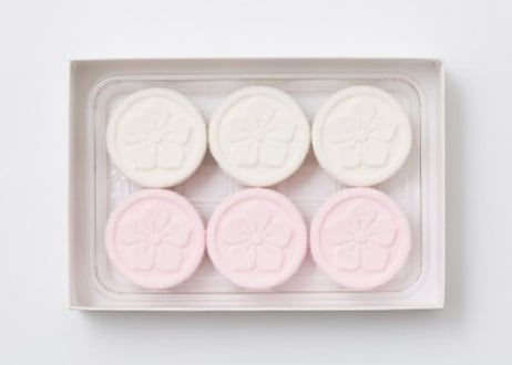 アン入り落雁6個入り（寒梅粉）