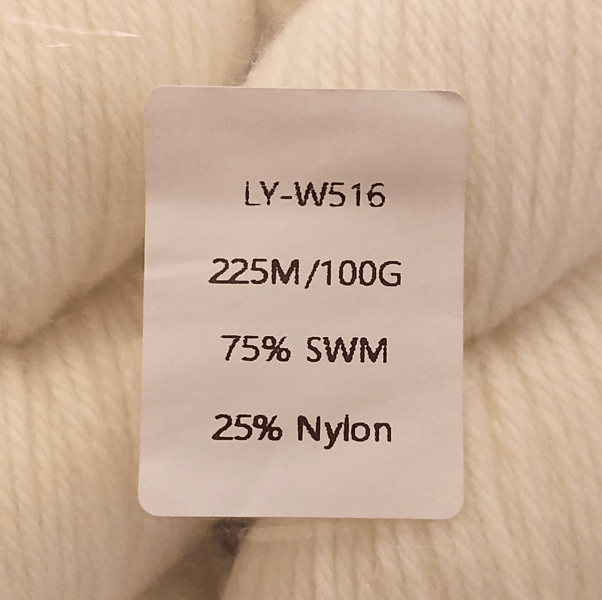 Loyalyarns 染色用毛糸 メリノ DK 合太 ウール75% ナイロン25% W516番