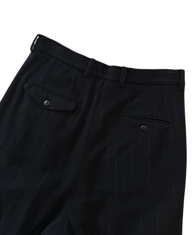 SALE】 YOKO SAKAMOTO / DOUBLE PLEATED CROPPED T
