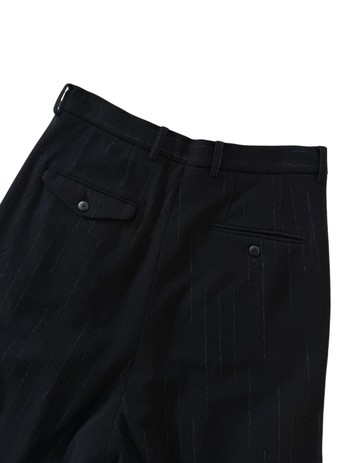 SALE】 YOKO SAKAMOTO / DOUBLE PLEATED CROPPED T