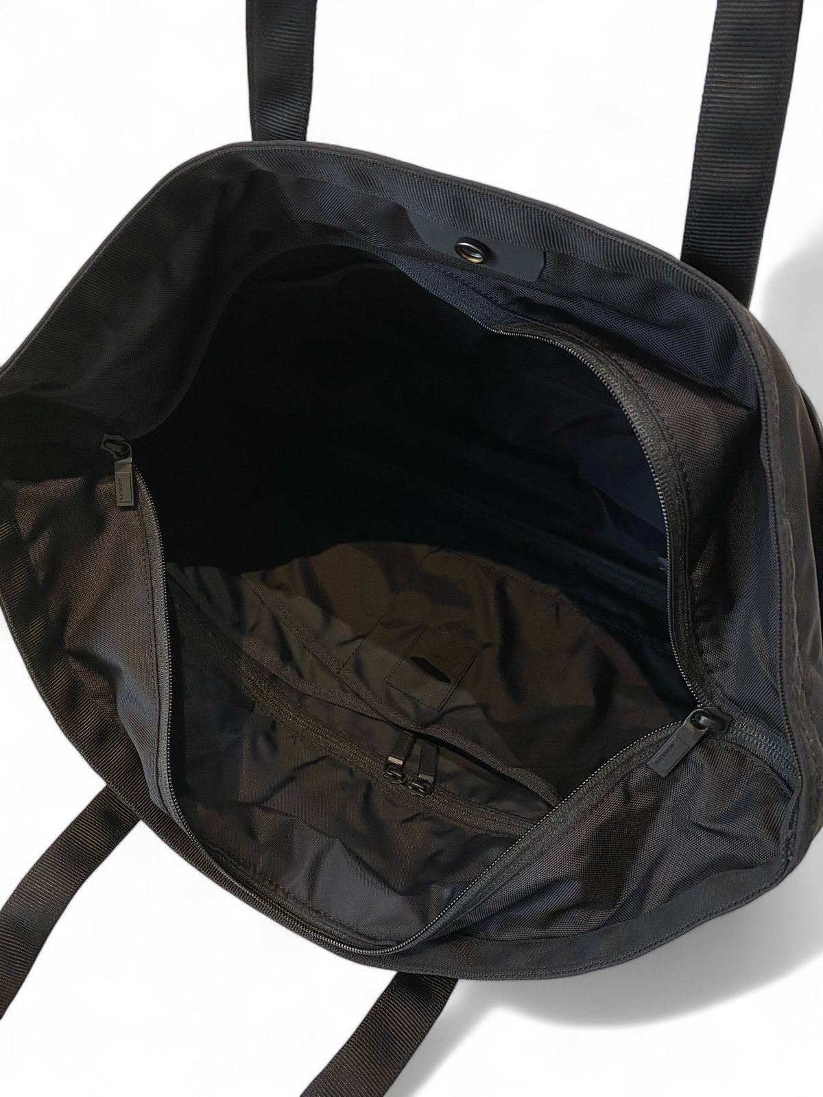 MONOLITH / TOTE STANDARD M BLACK | YURAGI