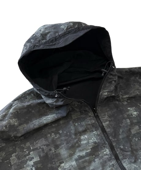 【26SS】 TENHALF / REVERSIBLE MOUNTAIN PARKER -BLACK-