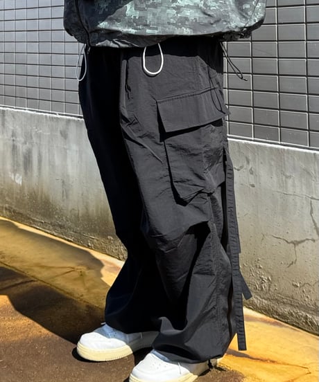 【26SS/残り1点】 TENHALF / REVERSIBLE CARGO PANTS -BLACK-