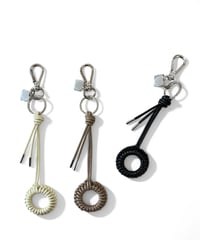 ITTI / CRISTY KNOT FINGER CIRCLE CHARM / RAPTO JP