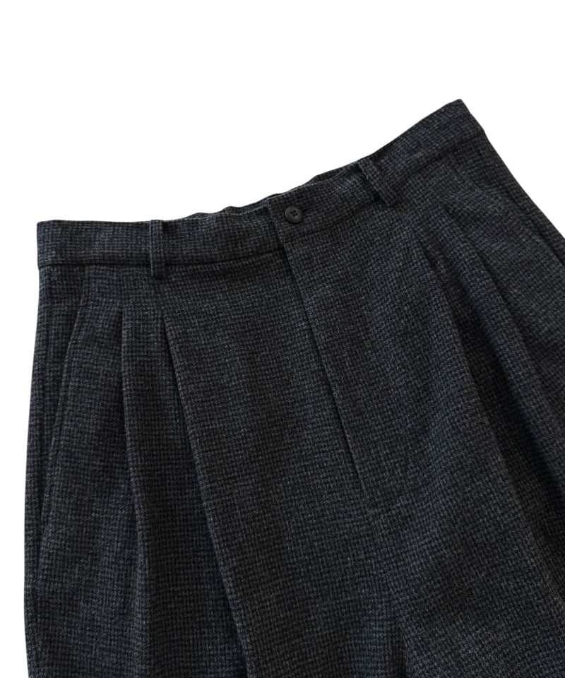 アコYOKO SAKAMOTO DOUBLE PLEATED YOKO SAKAMOTO] DOUBLE PLEATED TROUSERS – In part