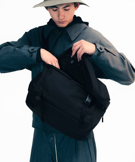 【残り1点】 MONOLITH / SHOULDER PRO FLAP M -BLACK-