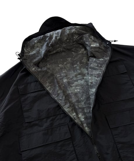 【26SS】 TENHALF / REVERSIBLE MOUNTAIN PARKER -BLACK-