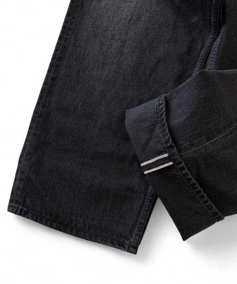 Graphpaper / Selvage Denim Two Tuck Pants -BLAC Graphpaper / Selvage Denim Two Tuck Pants -BLAC