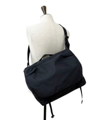 【残り1点】 MONOLITH / SHOULDER PRO FLAP M -BLACK-