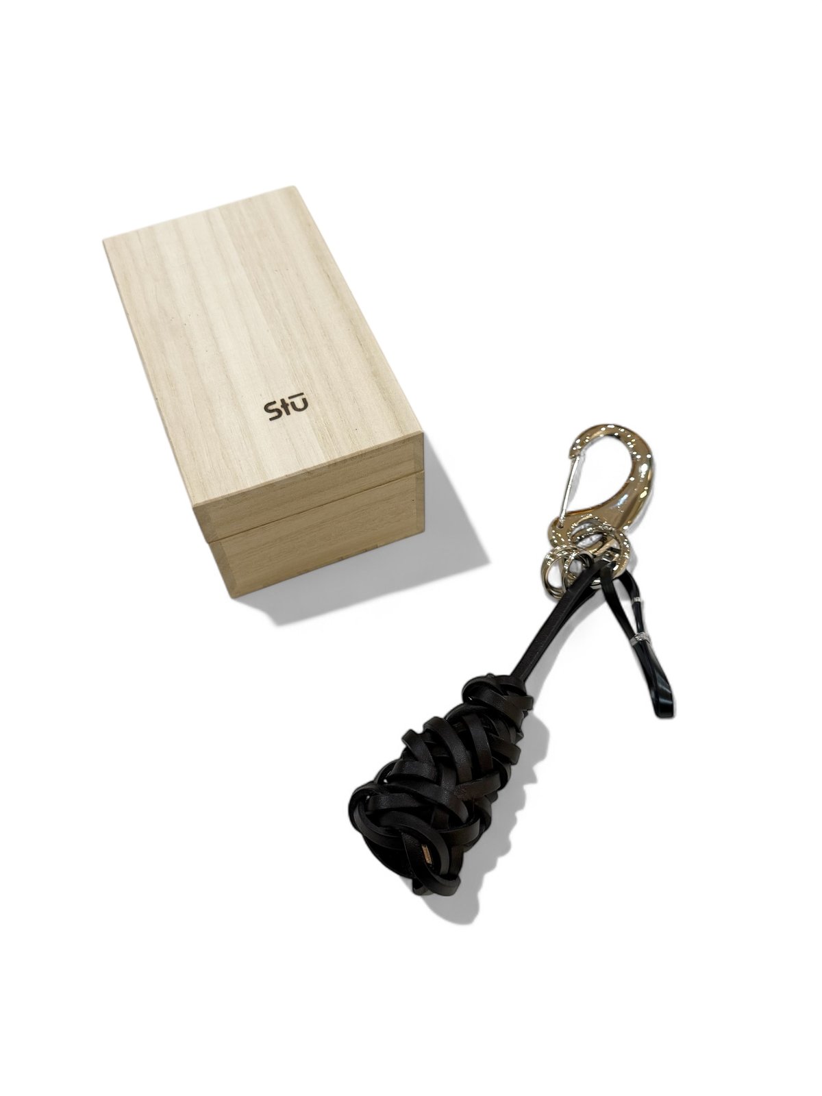 satou / take leather Keychain -kuro- | YURAGI