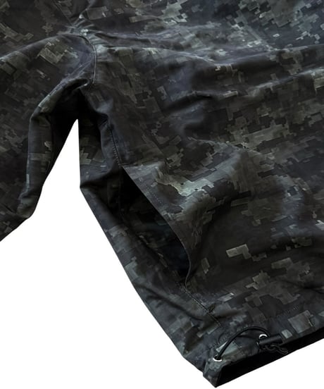 【26SS】 TENHALF / REVERSIBLE MOUNTAIN PARKER -BLACK-
