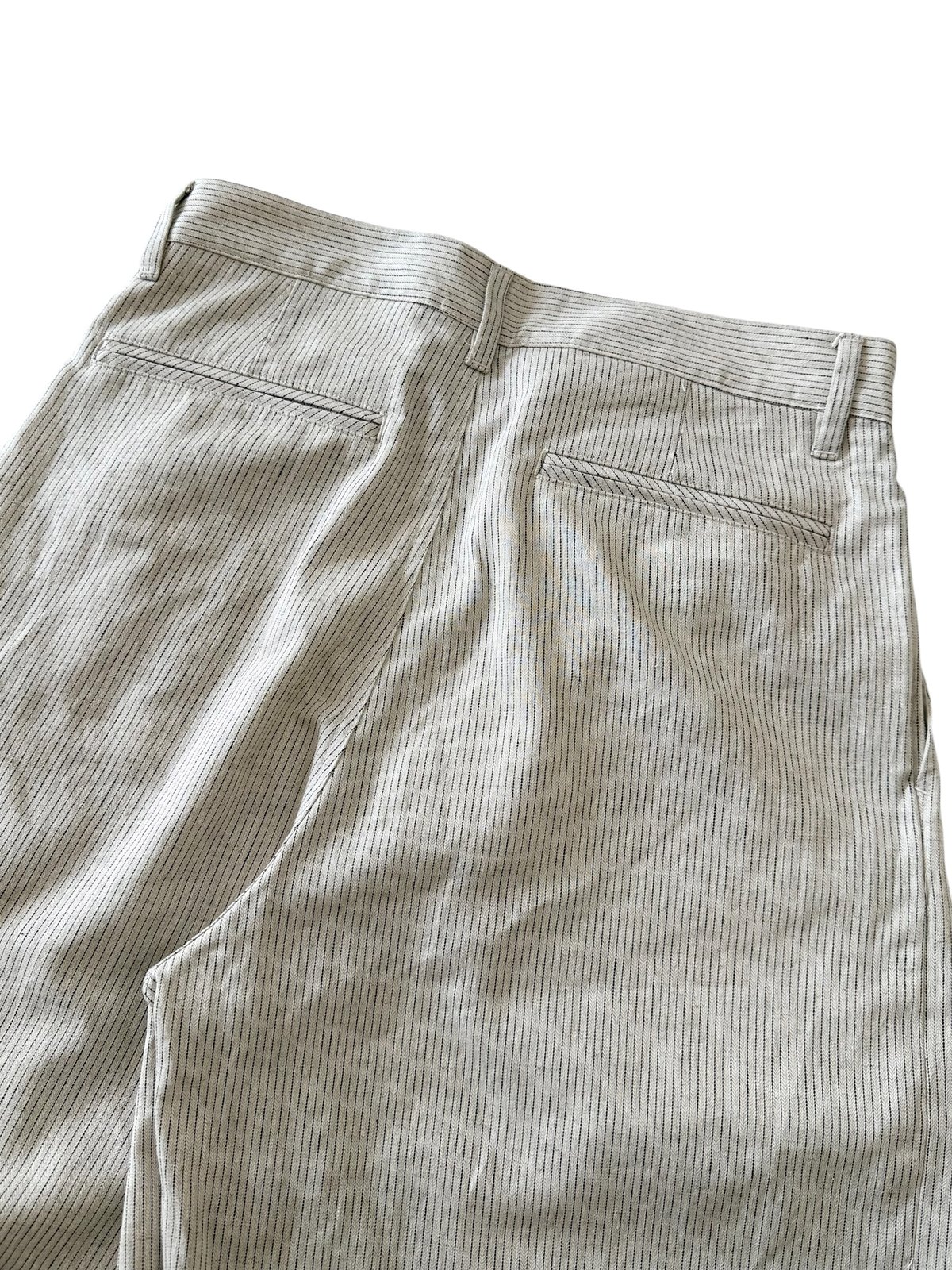 26SS】 Urig / PIN STRIPE 3TUCK PANTS NL -ECRU S