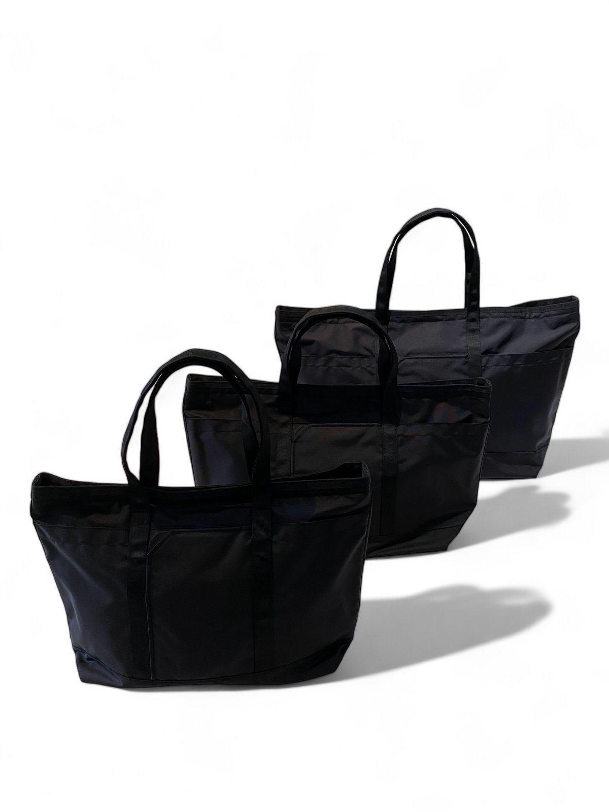MONOLITH / TOTE STANDARD M BLACK | YURAGI