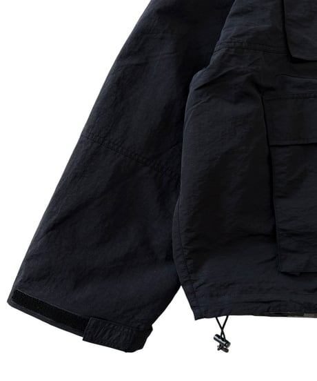 【26SS】 TENHALF / REVERSIBLE MOUNTAIN PARKER -BLACK-