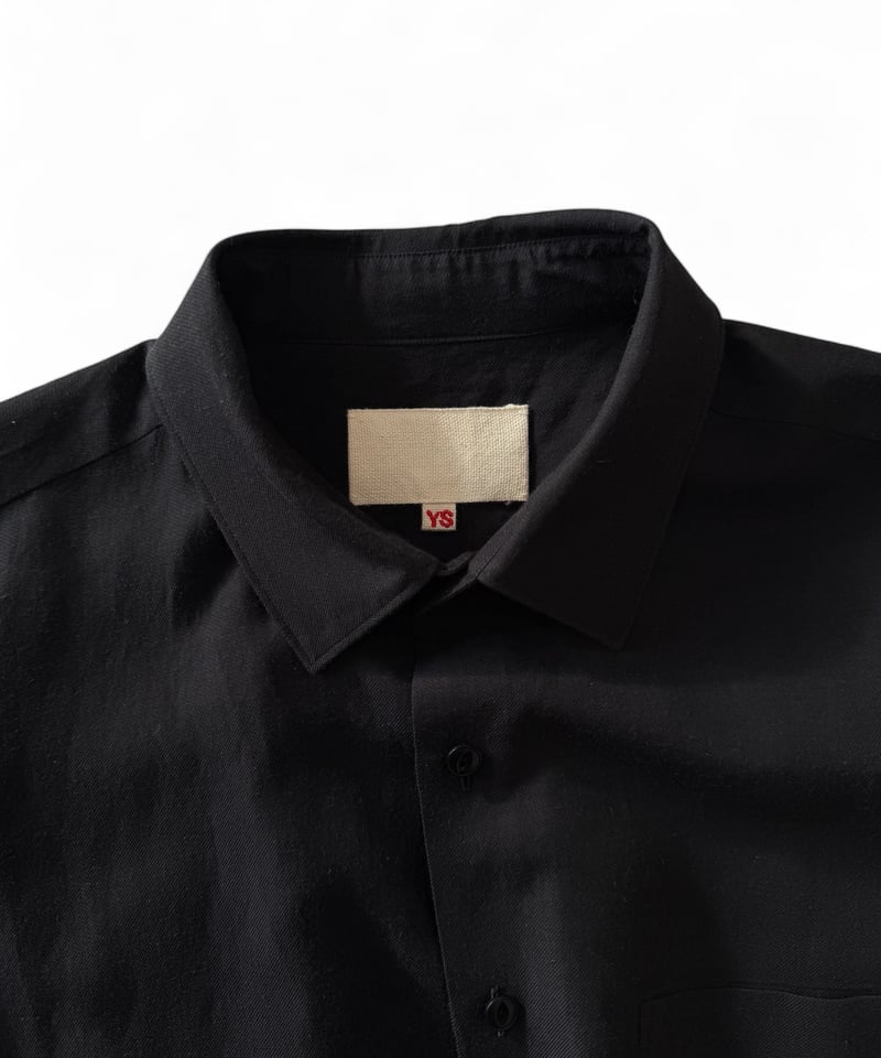 YOKO SAKAMOTO / FIT SHIRT -BLACK- | YURAGI YOKO SAKAMOTO / FIT SHIRT -BLACK- | YURAGI