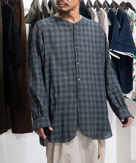 【26SS】 Urig / OMBRE CHECK V-COLLAR SEMI LONG SHIRT LS -CHACOAL-