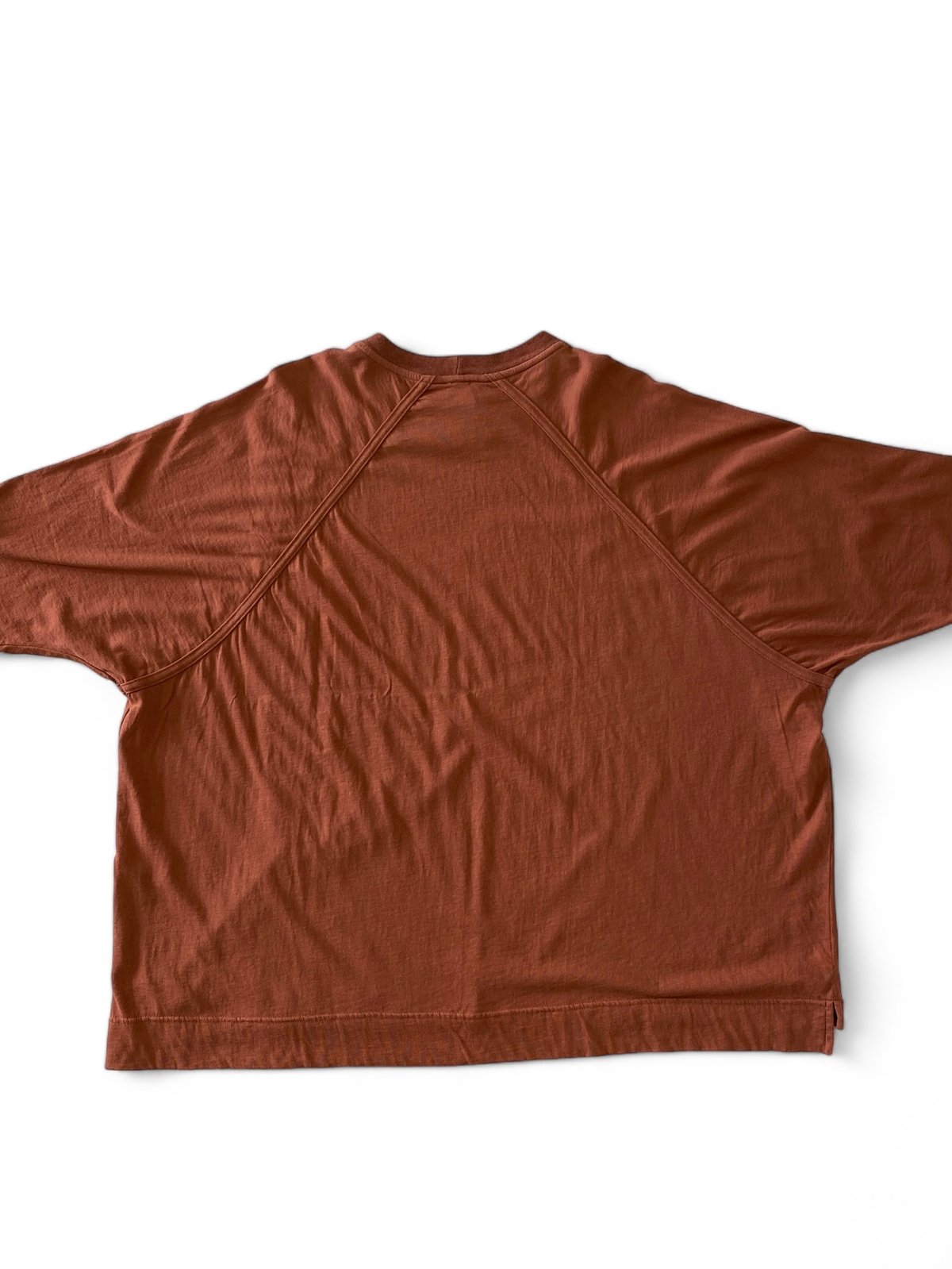 日本未入荷★韓国人気 フラワーポイントオーバーフィットTシャツ fit=scale-down,w=1200