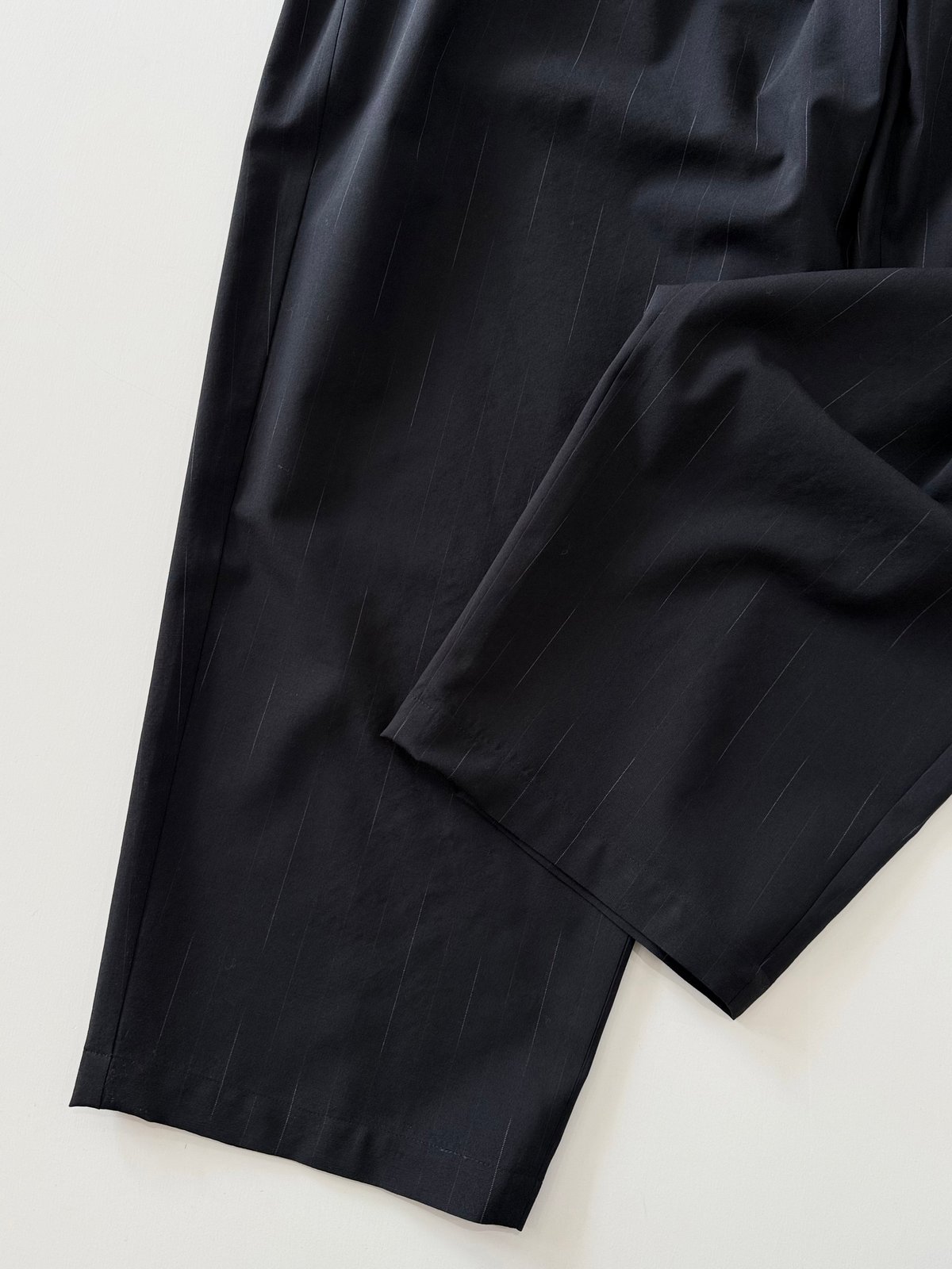 YOKO SAKAMOTO / DOUBLE PLEATED WIDE EASY PANTS