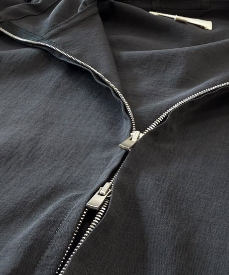 【26SS】 YOKO SAKAMOTO / HOODED BLOUSON -CHARCOAL GRAY-