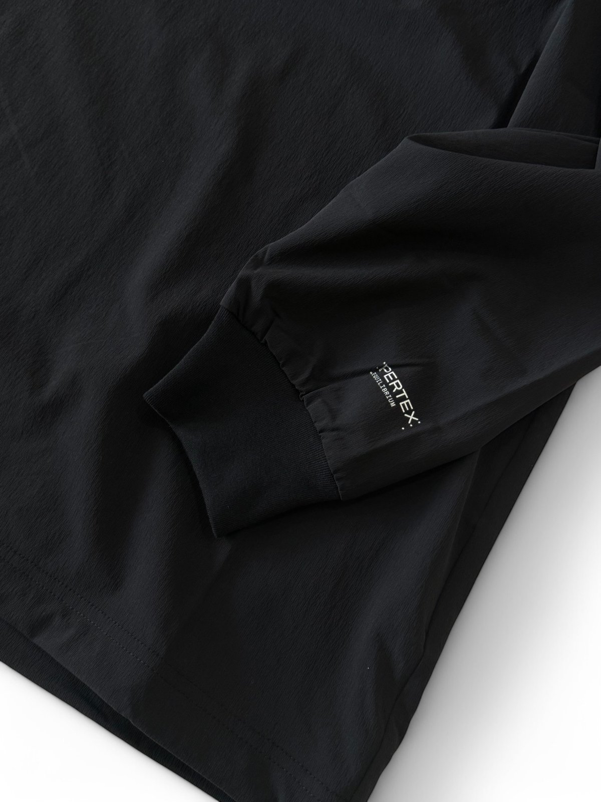 Graphpaper PERTEX L/S Tech Pullover 新品 Graphpaper - PERTEX Equilibrium L/S Tech Pullover – IN MY
