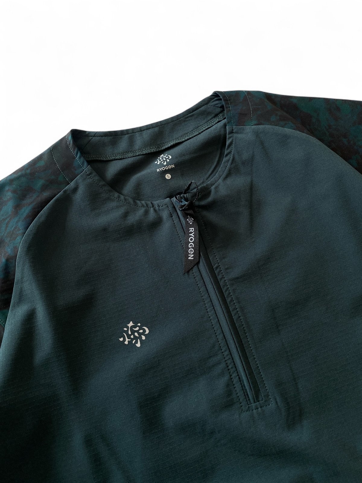 ウォーキング・ランニングウェア RYOGEN DEAD LEAF RAGLAN HALFZIP SHIRT リョウゲン/RYOGEN DEAD LEAF RAGLAN HALFZIP SHIRT（全2色