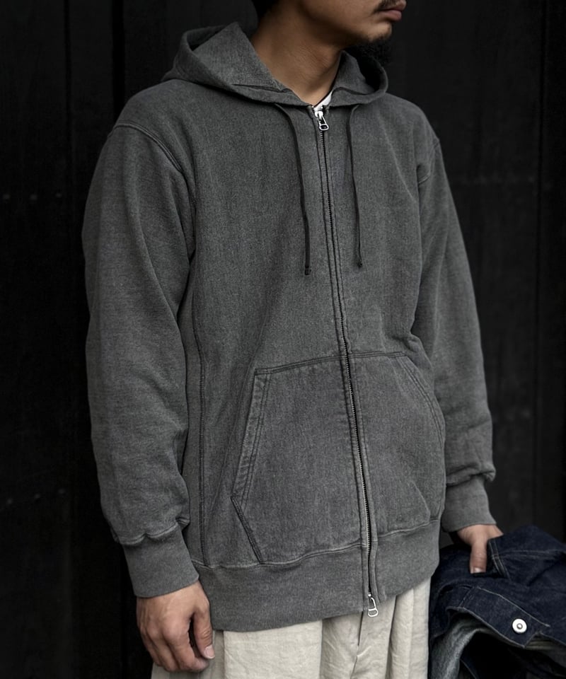26SS】 YOKO SAKAMOTO / ATHLETIC HOODIE -SUMI IN