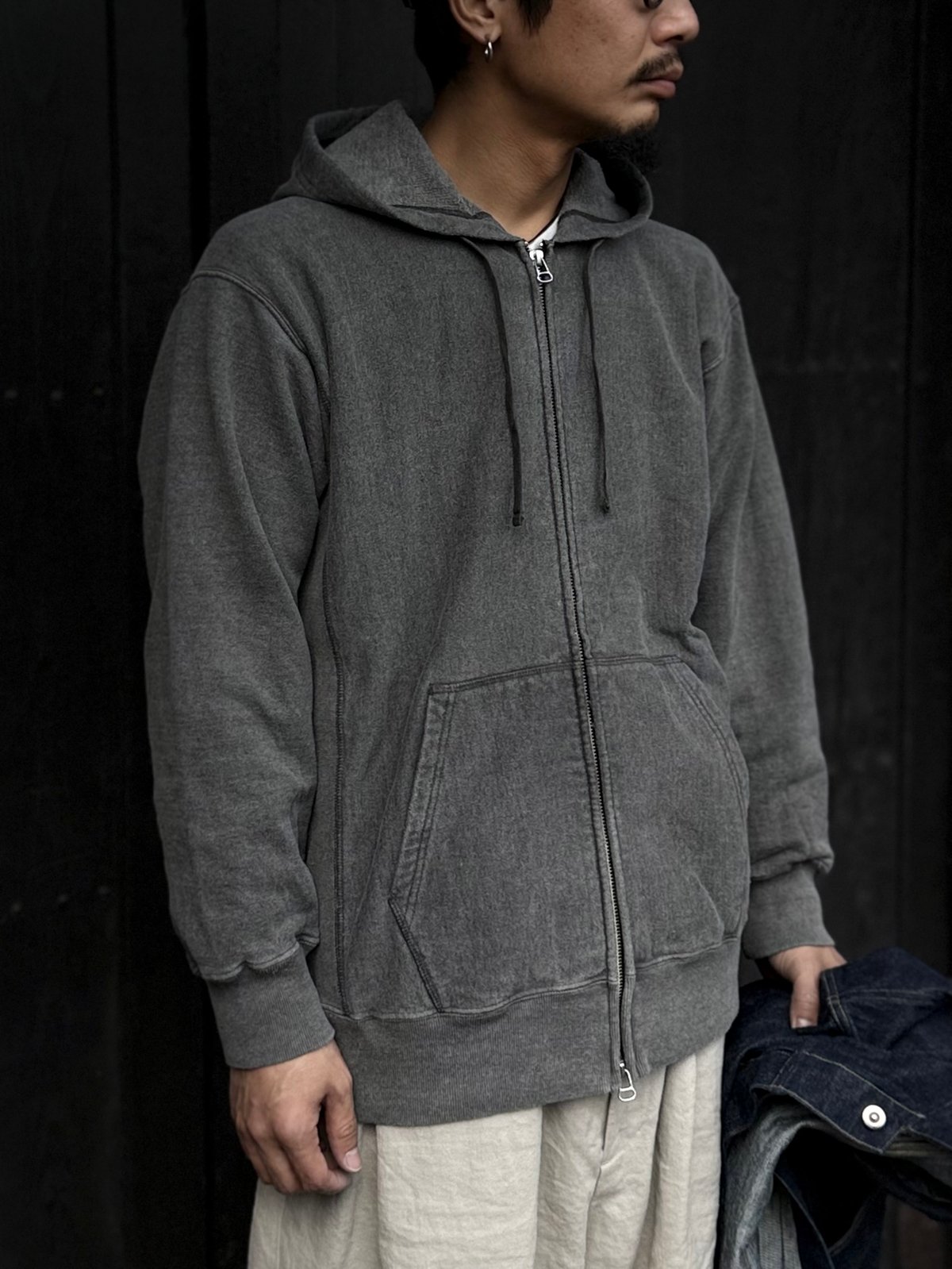 26SS】 YOKO SAKAMOTO / ATHLETIC HOODIE -SUMI IN