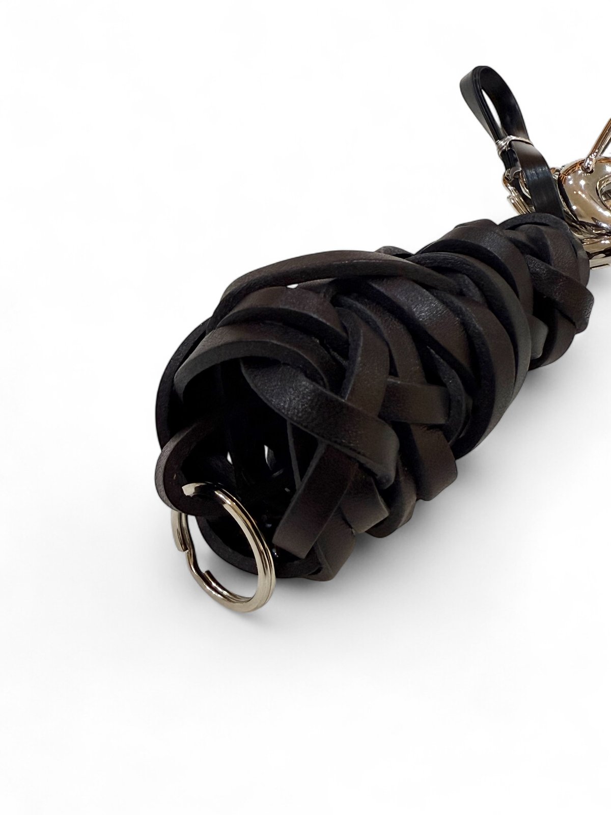 satou / take leather Keychain -kuro- | YURAGI